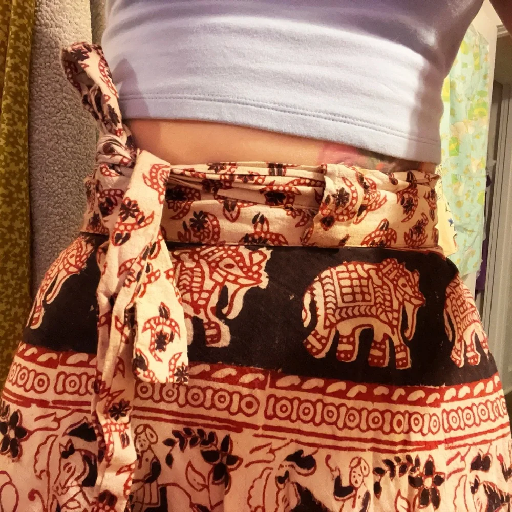 Vintage boho wrap skirt - Picture 3 of 4